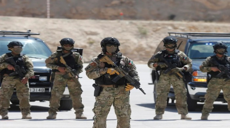لتأمين قمة إقليمية.. الجيش الأردني ينشر قوات عسكرية